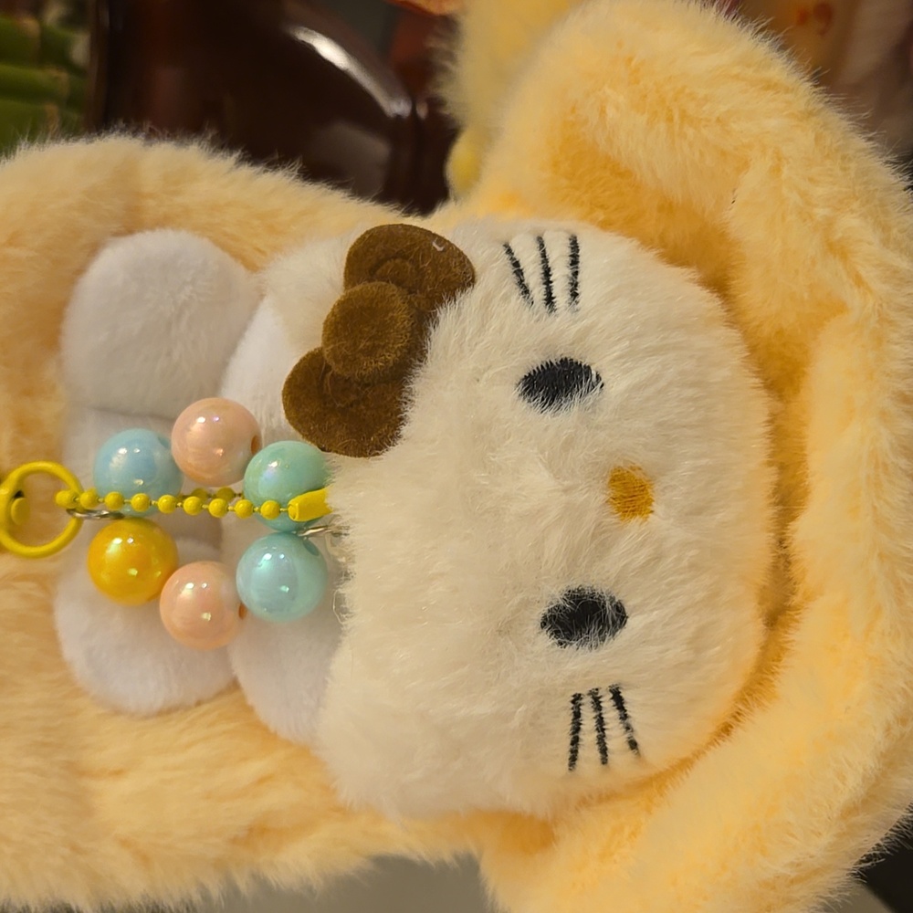 Hello kitty bag charm